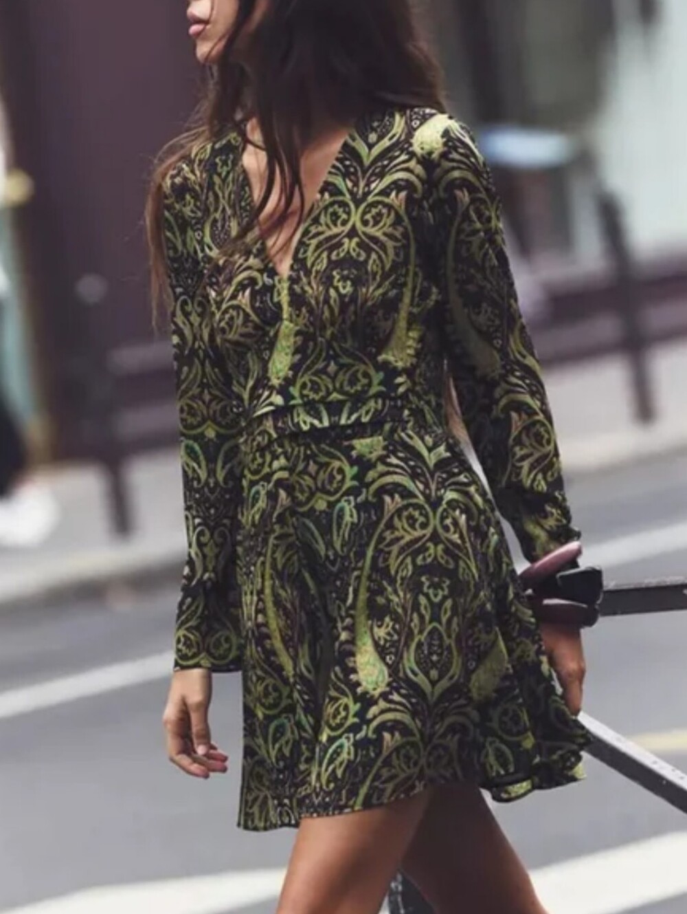 ZARA Print A-Line Long-Sleeve V-Neck Mini Dress - Green - Picture 2 of 6